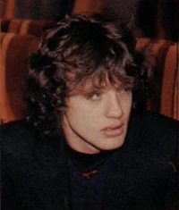 Angus Young 
