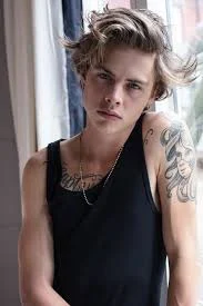 Ross Hansen