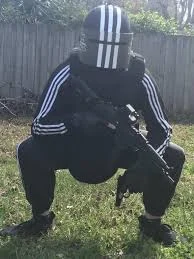 Le Slavic Squatter