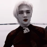 hwang hyunjin 
