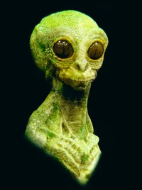 Super cute alien gir