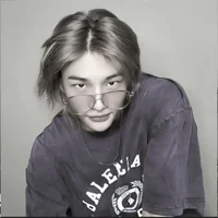 hwang hyunjin 