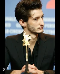 Pierre Niney