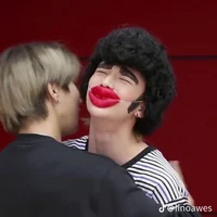 STRAY KIDS SLEEPOVER