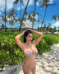 Queen Nattimus Prime