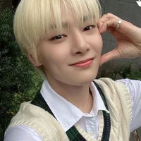 Jeongin 