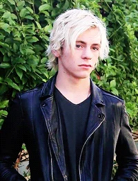 Ross lynch 