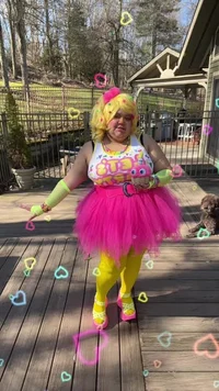 Toy Chica Cosplayer 