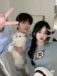 Abang dan kakak kamu