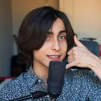 Aidan Gallagher 