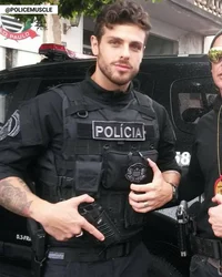 POLICIA