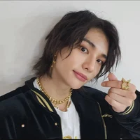 Hwang hyunjin 