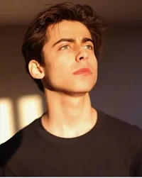 Aidan Gallagher 