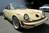Junkyard Porsche 911
