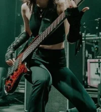 Lesbian Guitarist Gf