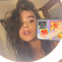 Hailee Steinfeld