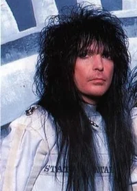 Mick Mars-asylum 