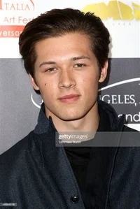 Leo Howard