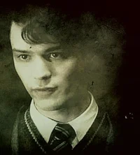 2 Tom Riddle
