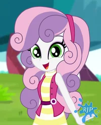 Adult Sweetie Belle 