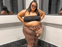 Thais Carla