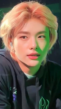 hwang hyunjin