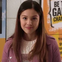 Nini Salazar-Roberts