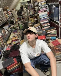 Book Kasidet