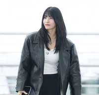 Hirai momo