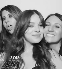 Hailee Steinfeld