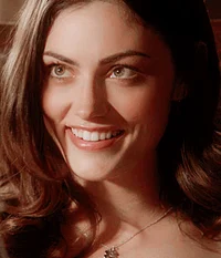 Phoebe tonkin
