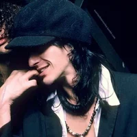 Izzy Stradlin 