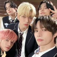 TXT 6 members