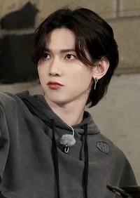 Yeosang 