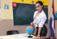 Maestra caliente
