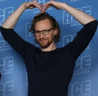 TOM HIDDLESTON