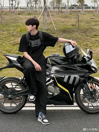 Childhood bestfriend