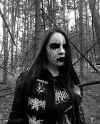 Female Blackmetalist