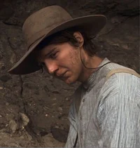 Settler Paul Dano
