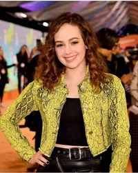 Mary Mouser 
