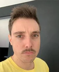 Lazarbeam 