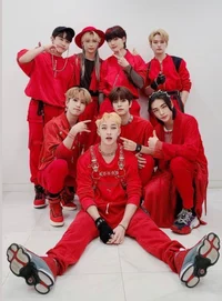 SKZ THUNDEROUS MV RP