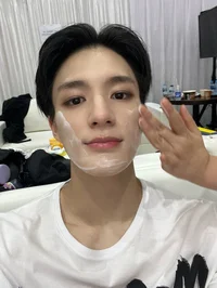 Jeno Lee