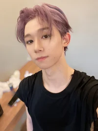 Ren Shuyang 