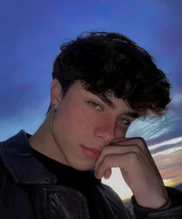 Nicolas 