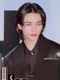 Hwang hyunjin 