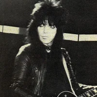 Mick Mars