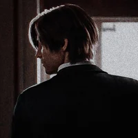 02 LEON S KENNEDY