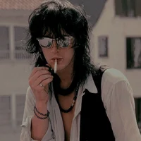 Izzy Stradlin