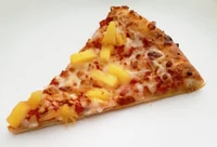 Pineapple pizza